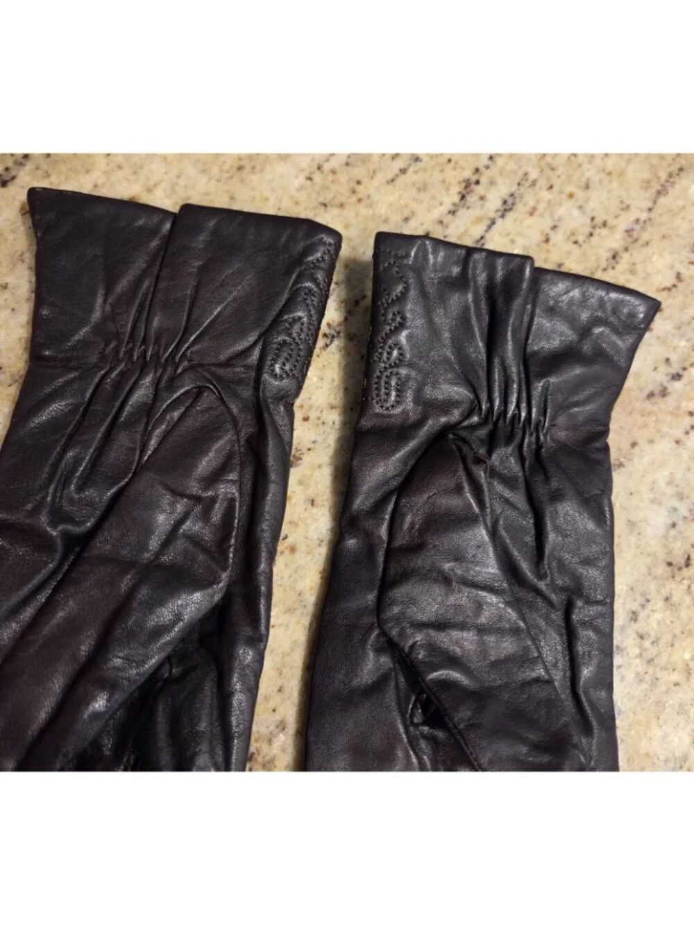 Womens Size M/L Brown Leather Fleece Lined Gloves Scroll Embroidered
